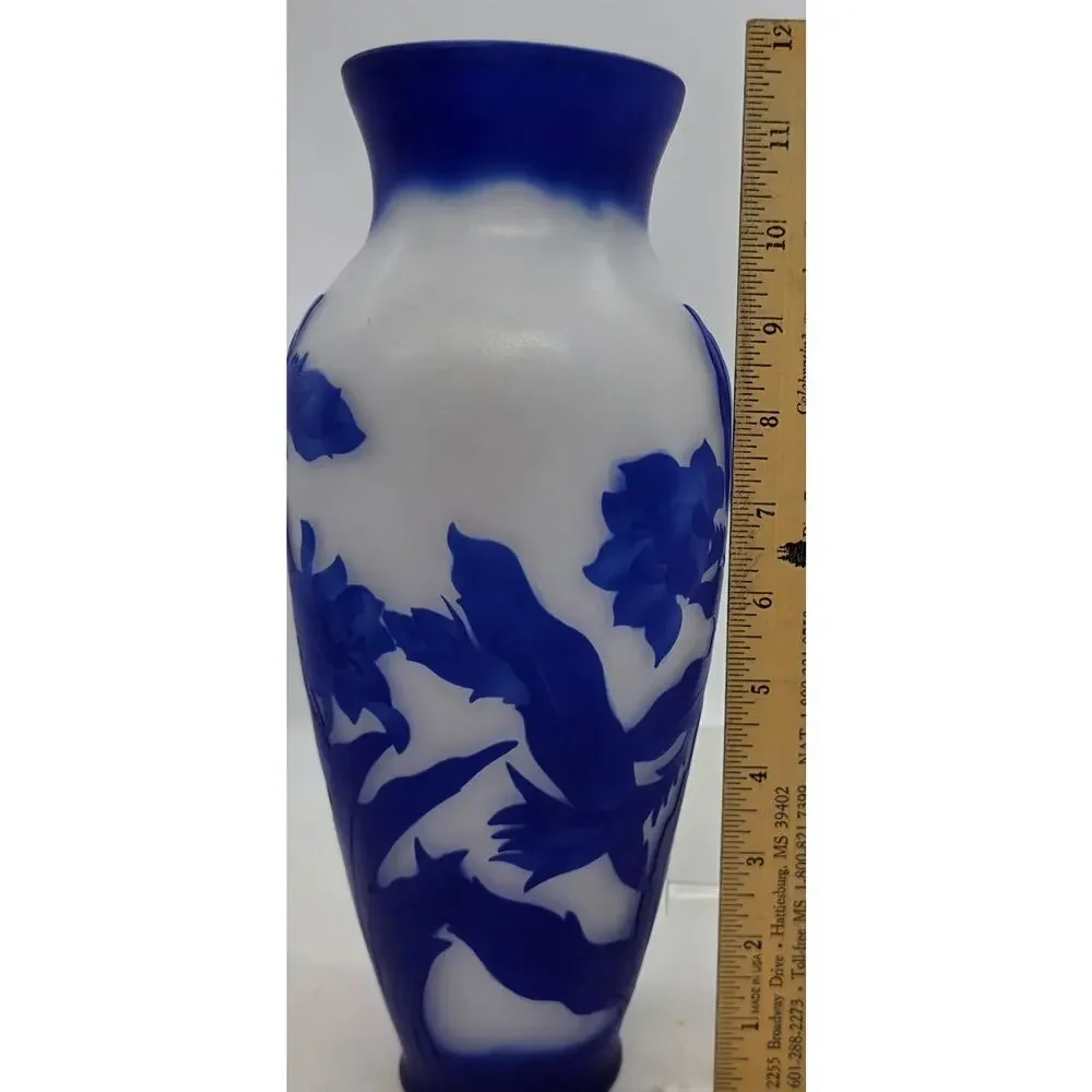 REPRODUCTION GALLE WHITE AND BLUE FLORAL CAMEO VASE 11 1/2
